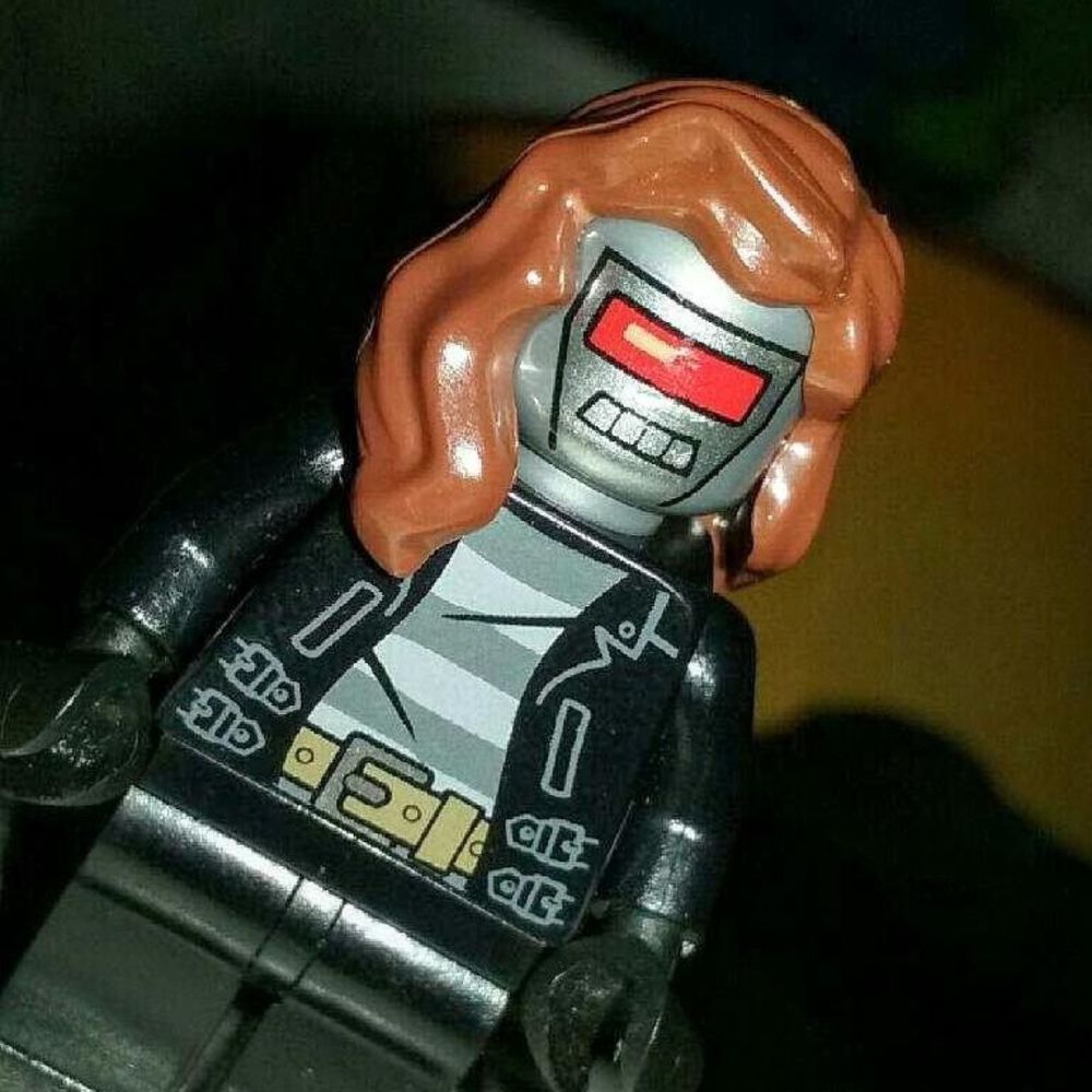 Meet your Posher, Adan